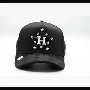 Cap “H”, “Houston”, Black/white,”BiggBoss”.