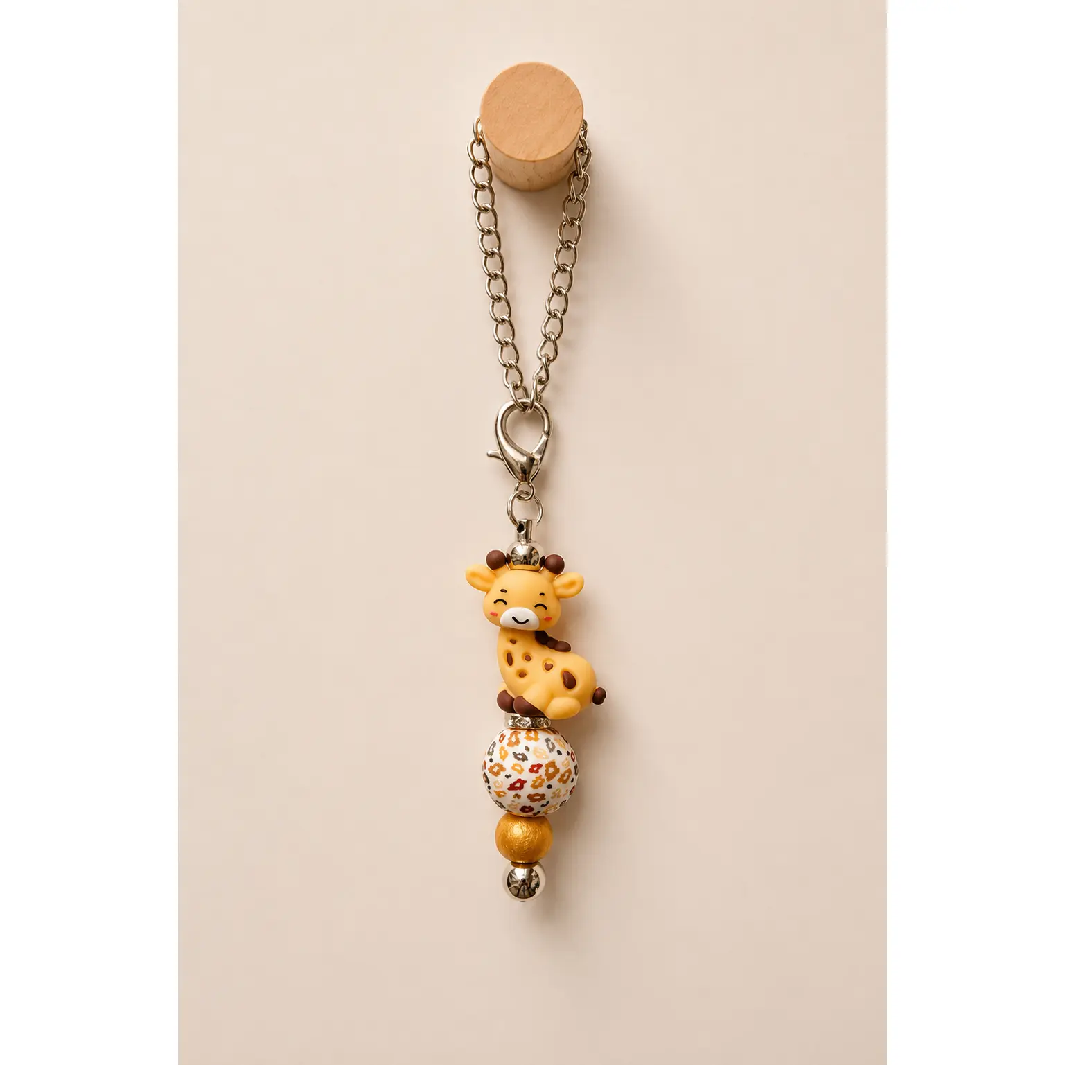 Giraffe Giggles Bag Charm | Beads of Hope T1D – Handmade Silicone Bead Bracelet