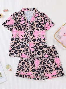 Children's 2-piece pajamas set, new summer casual comfortable children's pajamas, sweet and cute leopard and bowknot pattern, collar cardigan short-sleeved shorts for girls and boys, fashionable daily wear clothing, Leopard Print Pajamas