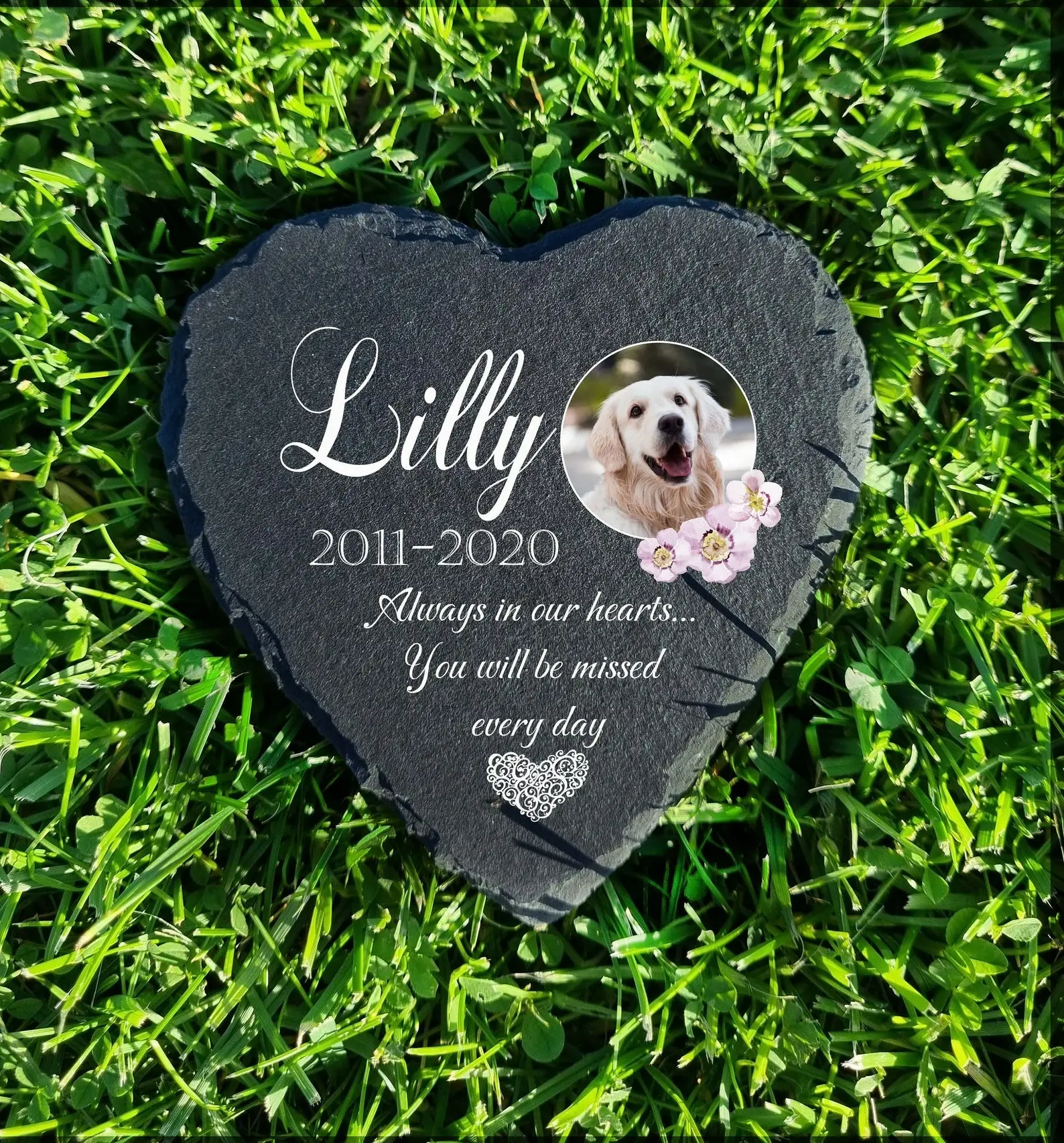 Personalized Heart-Shaped Pet Memorial Slate Stone Plaque - 6 Inches Dark Grey Granite Grave Marker with Hand Fractured Edges, Outdoor Cat & Dog Remembrance Gift