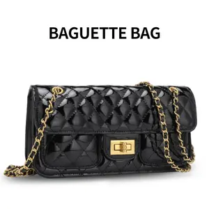 2026 New Black Gloss Leather Diamond Quilted Chain Bag for Women — Versatile Small Square Bag, Stylish Shoulder/Crossbody, Suitable for Commuting and High-End Settings