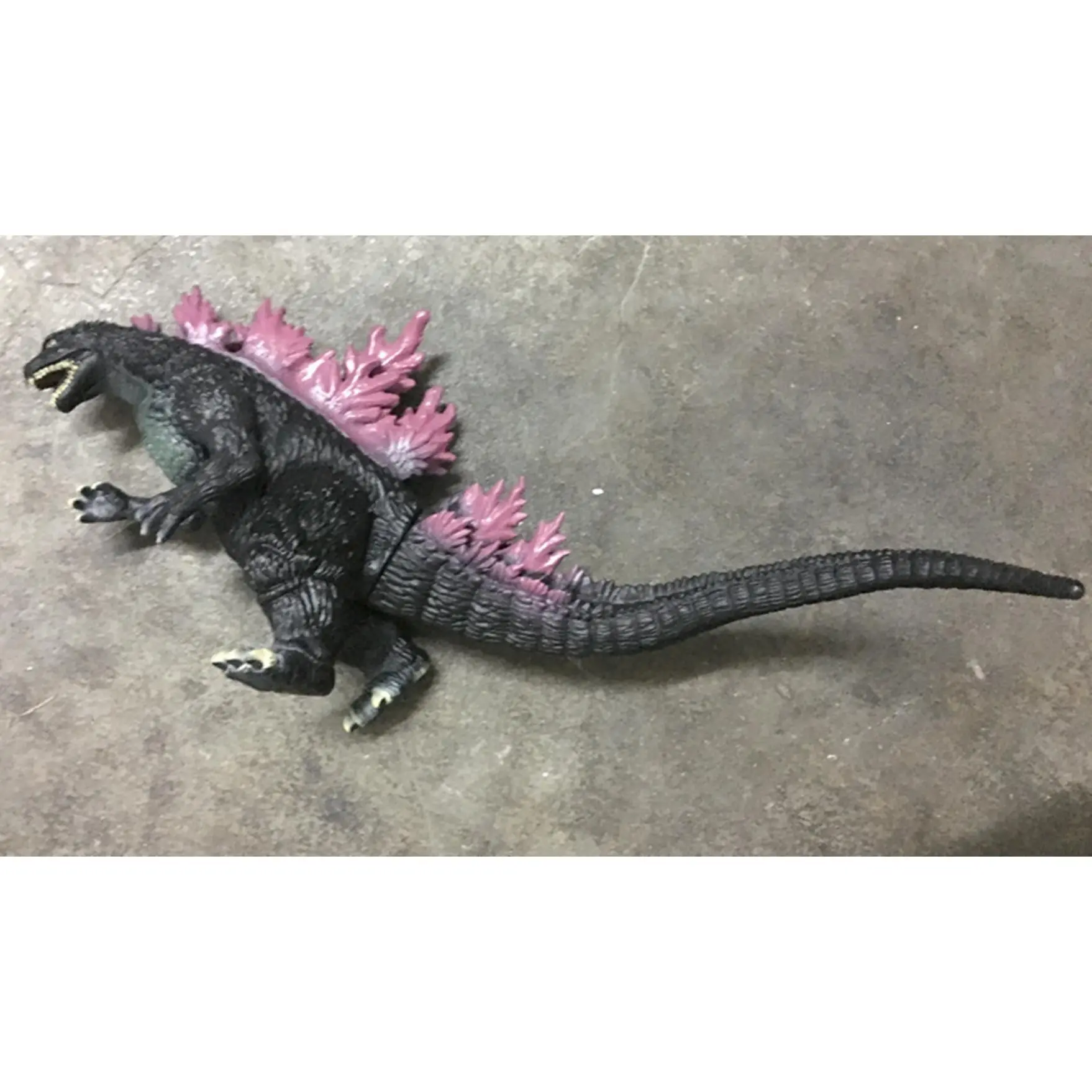15CM Anime Godzilla King of the Monsters Evolution Red Back Standing Model Toy Doll Ornament Gift Action Figure