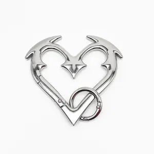 2026 New Valentine's Day Gothic Heart-Shaped Zinc Alloy Carabiner Keychain, Heavy-Duty Secure Clip, Heart Handle Keychain, Gothic Gaming Bold Metal Item for Keys, Bag Charms, Men's Accessories, Accessories for Car