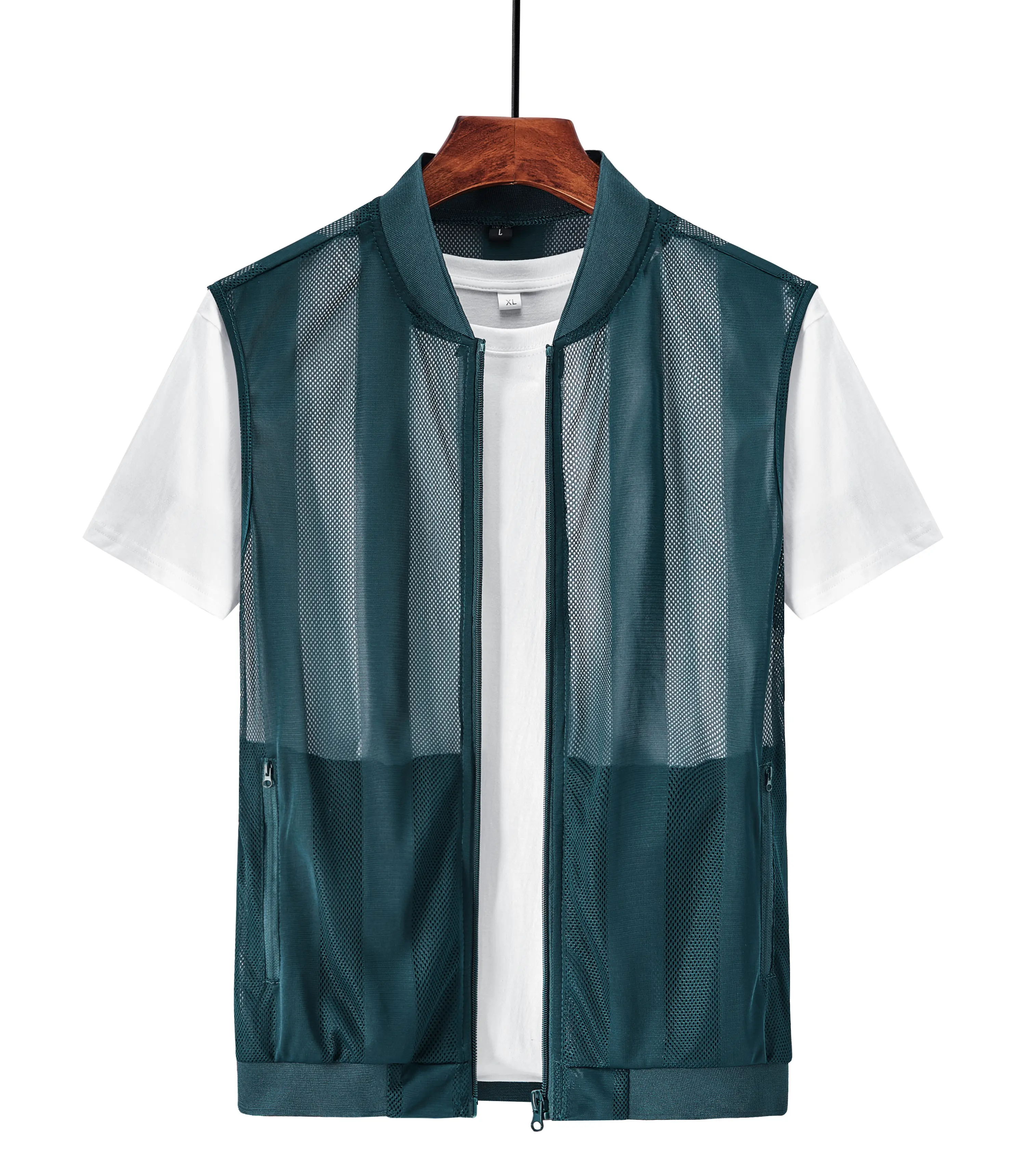 Men’s lightweight breathable mesh vest—a cool, simple summer option suitable for outdoor fishing and casual wear; can also be layered with accessories. Single vest piece, no short sleeves.