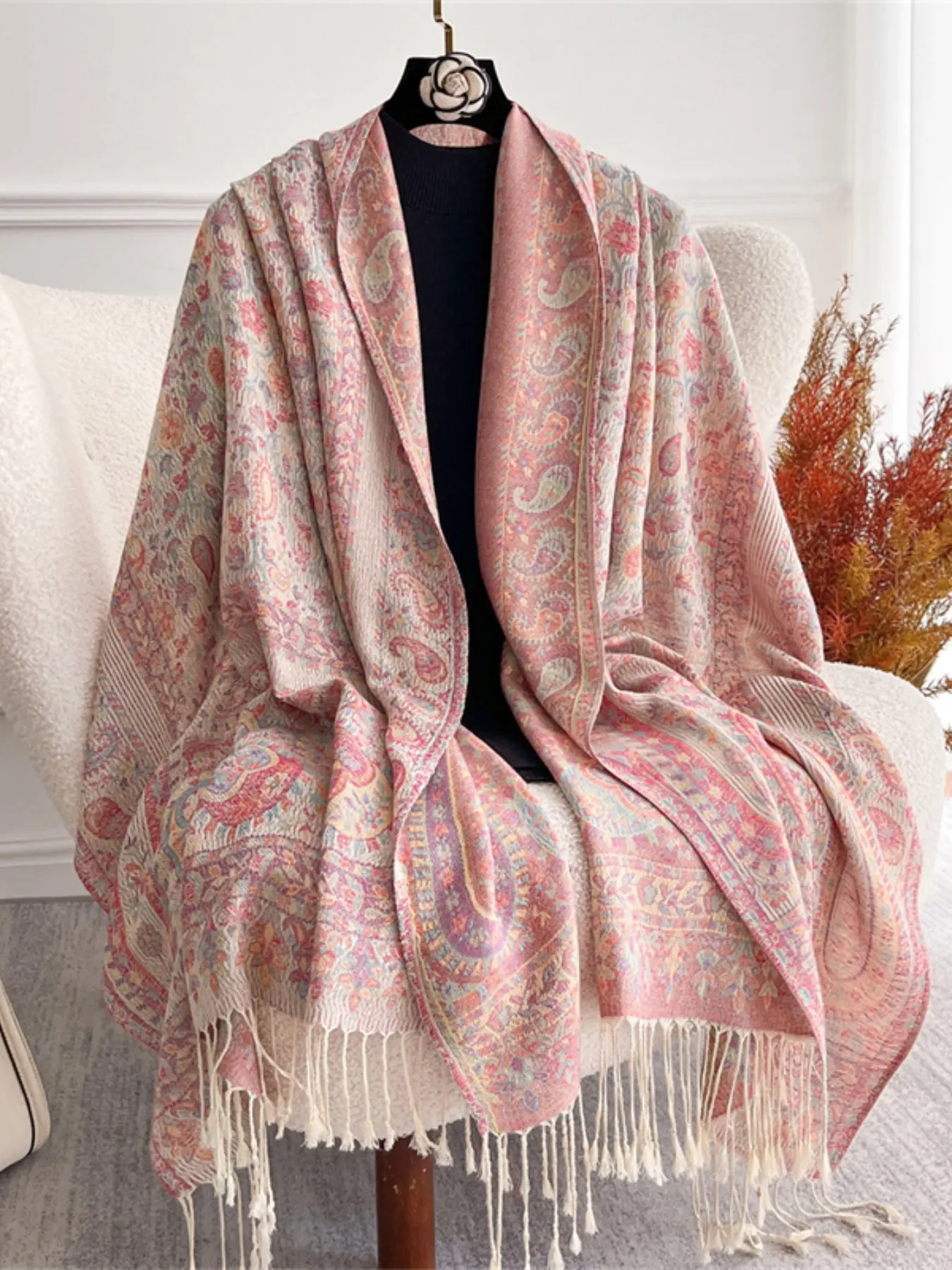 Women's elegant and fashionable winter scarf jacquard shawl 70*180cm classic paisley pattern suitable for Muslim hijab new jacquard scarf Paisley Print Scarf Fashion Headscarf Fashion Hair Scarves