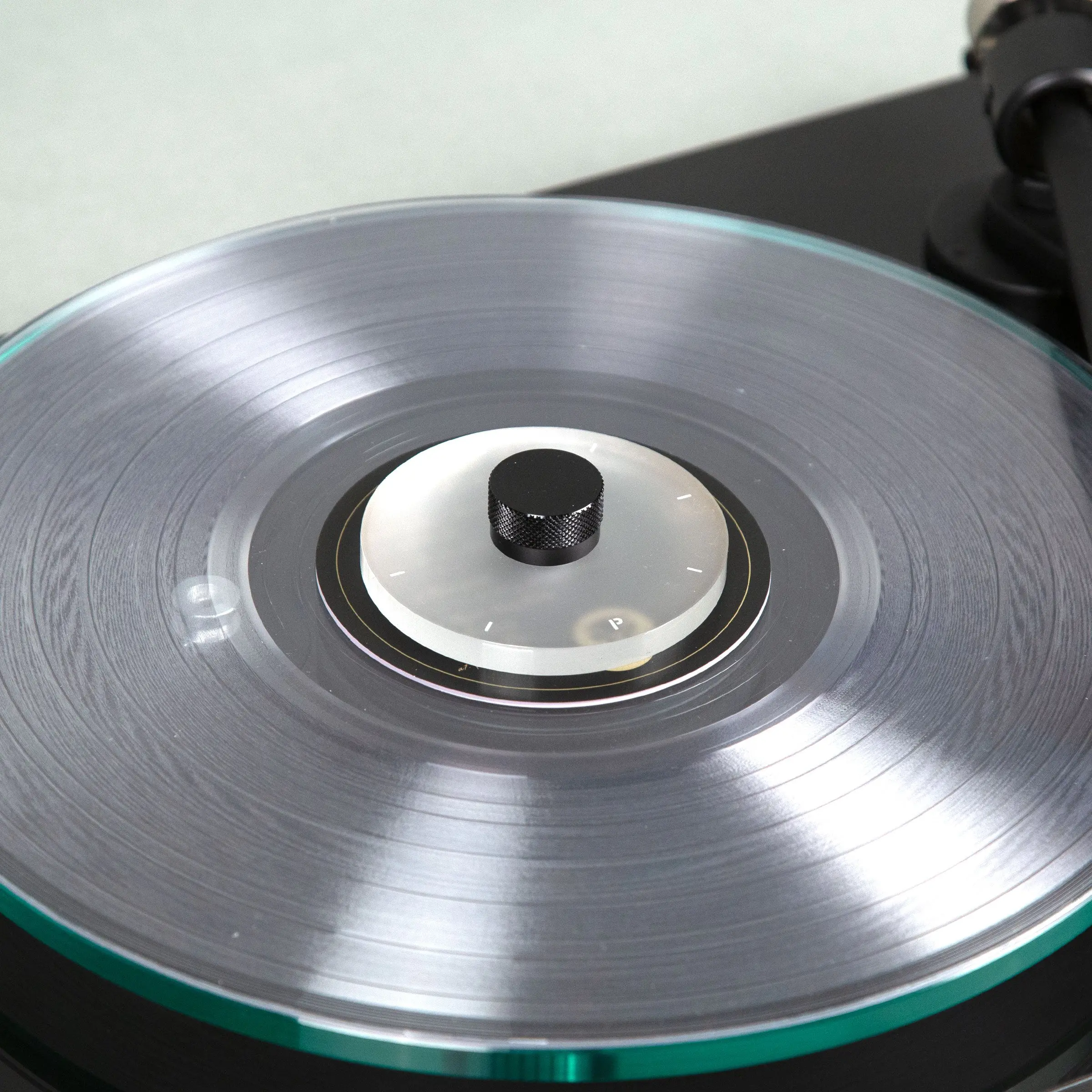 Acrylic Record Clamp Stabilizer for Turntables, Phono Accessory for Vinyl Record Playback Stability, Record Stabilizer