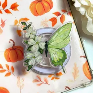 Elegant Green Butterfly and Floral Phone Grip, Saint Patrick’s Day Greenery Gift, Aesthetic Spring Flower Phone Holder, Clear Acrylic Nature Grip, Unique Birthday Gift for Butterfly Lovers