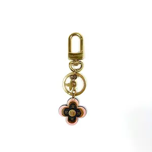 Pre-owned Louis Vuitton metals Bag Accessories Keychain, Bag Accessory for Luggage & Bags