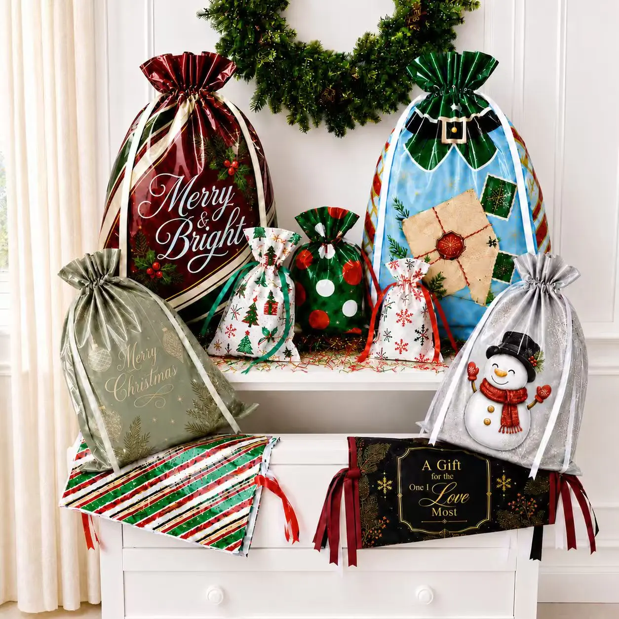 QZA 50PCS Christmas Gift Wrapping Set (25 Colorful Bags + 25Tags) - Random Patterns, Say Goodbye to Single-Style GiftBags, Perfect for Holiday Gifts