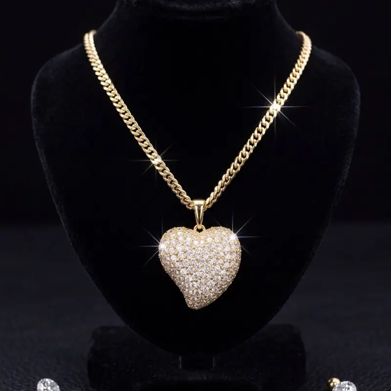 Beautiful Heart-Shaped Necklace 18" for Daiky Use - Elegant Jewelry Piece