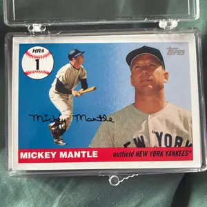 Topps 2006 Mickey Mantle #MHR1 great Condition New York Yankees Baseball Card HR#1 Outfield