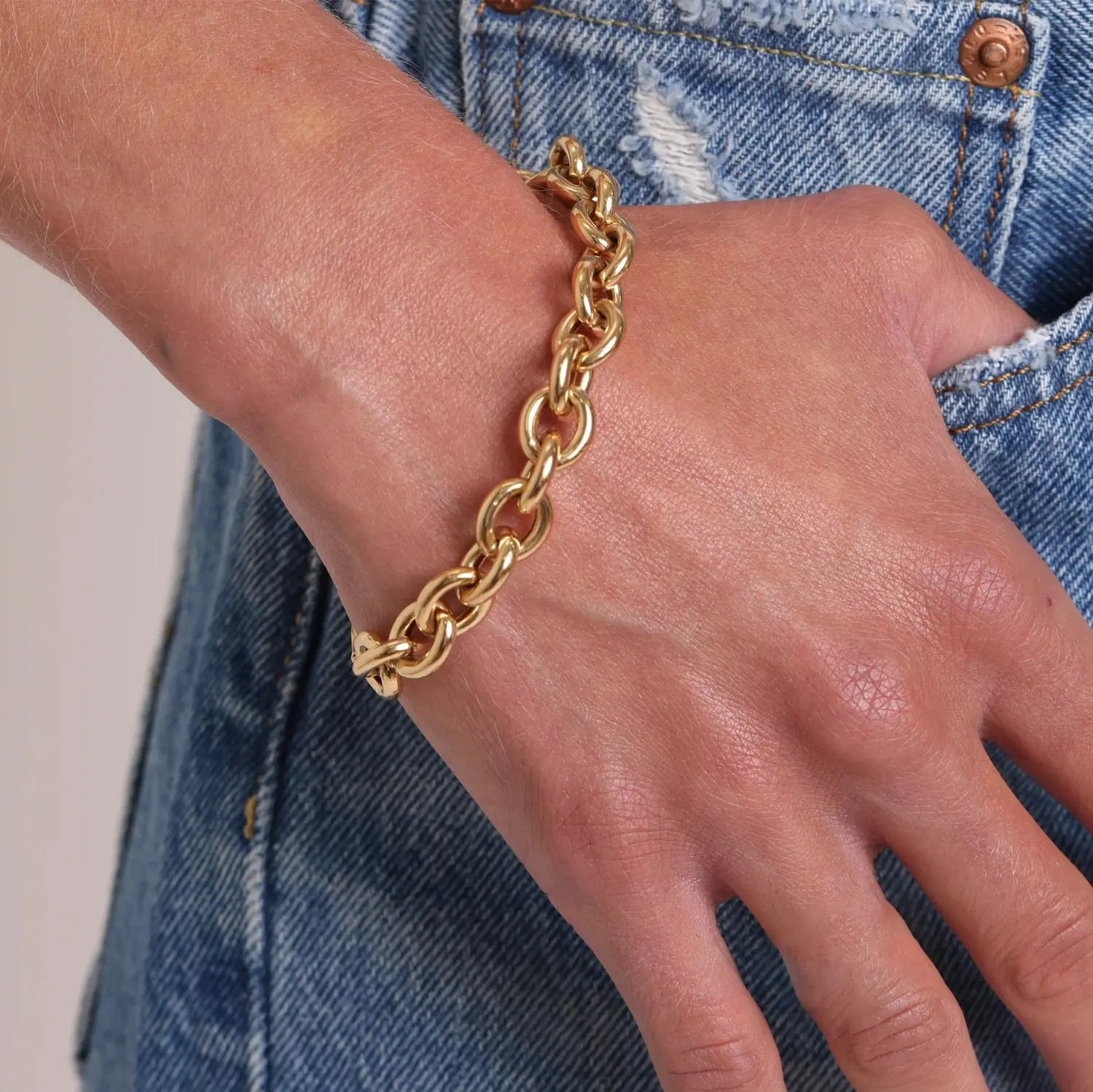 TEWIKY Gold O Link Bracelet for Women, 10mm Chunky Link Chain Bracelet, Statement Gold Bracelet, Waterproof Jewelry, Trendy Fashion Bracelet, Layering Jewelry, Gift for Women