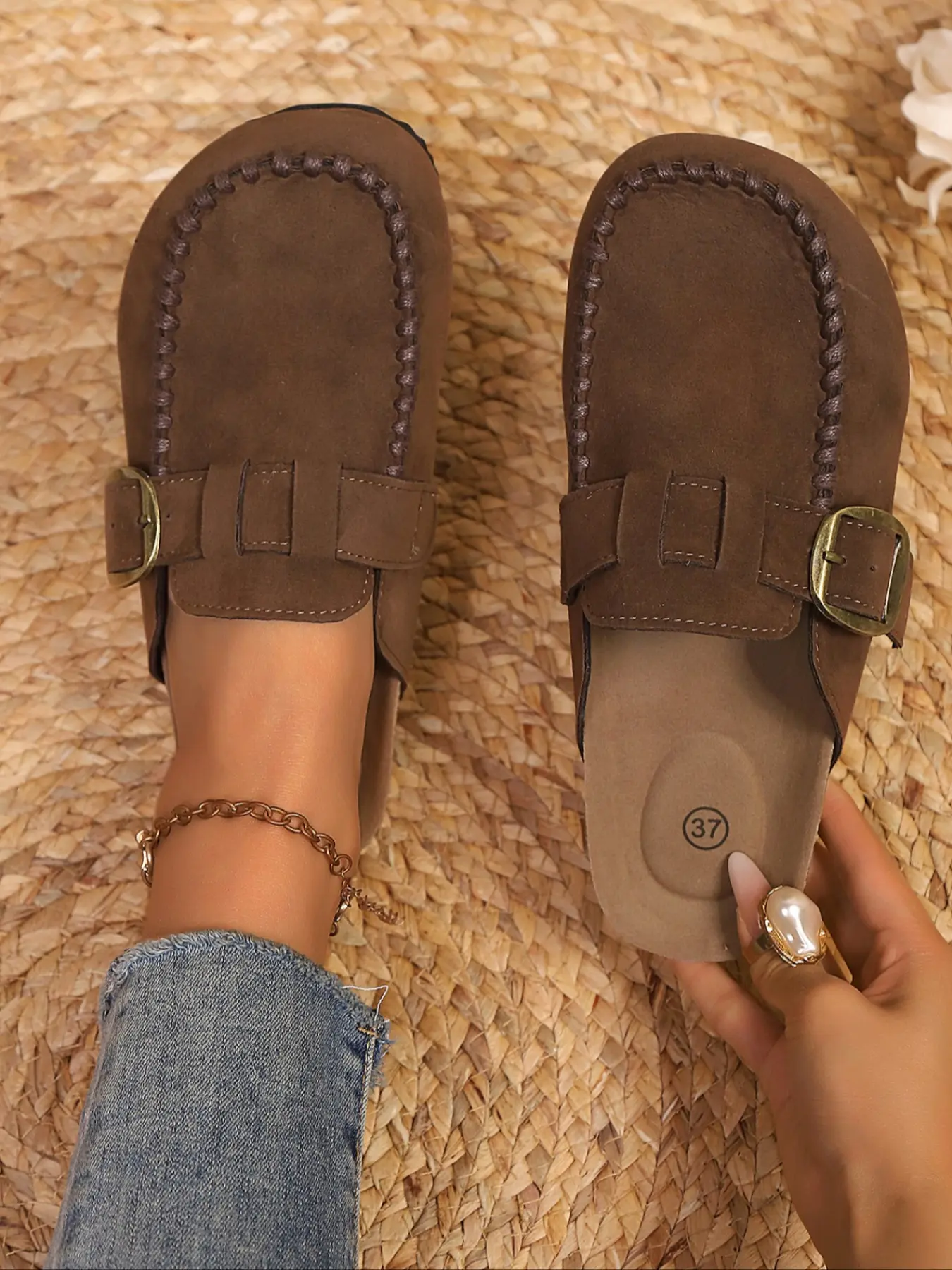 Summer New Open Toe Sandals, Plus Size Couple Shoes with Belt Buckle, Outdoor Fashion Lightweight Slippers, Comfortable Slip-On Mules, Flat Buckle Clogs, Footwear