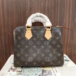 Pre-owned Louis Vuitton Speedy 25 Compact & Versatile Iconic Design Handbag for Everyday Use Elegant Stylish and Functional