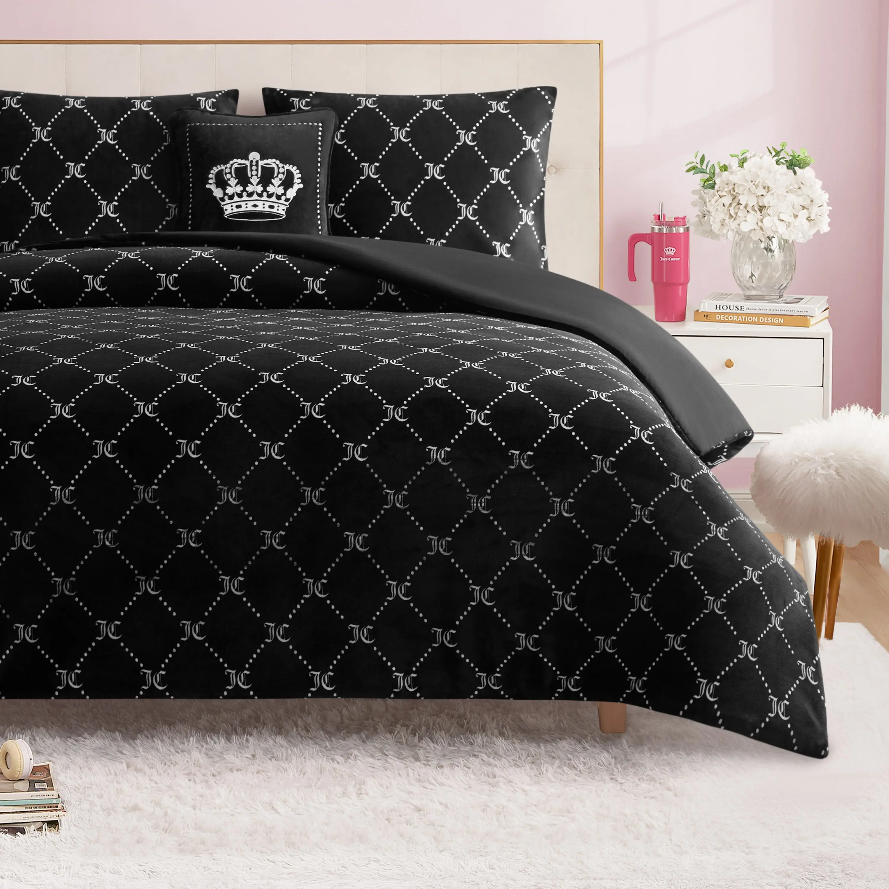Plush Trellis Link Reversible Comforter Set Plush Trellis Link Reversible Comforter Set