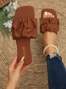 Folded Square Toe Flat Sandals, Lazy High-End Style, Summer Essential, Versatile Footwear, Comfortable and Stylish Design