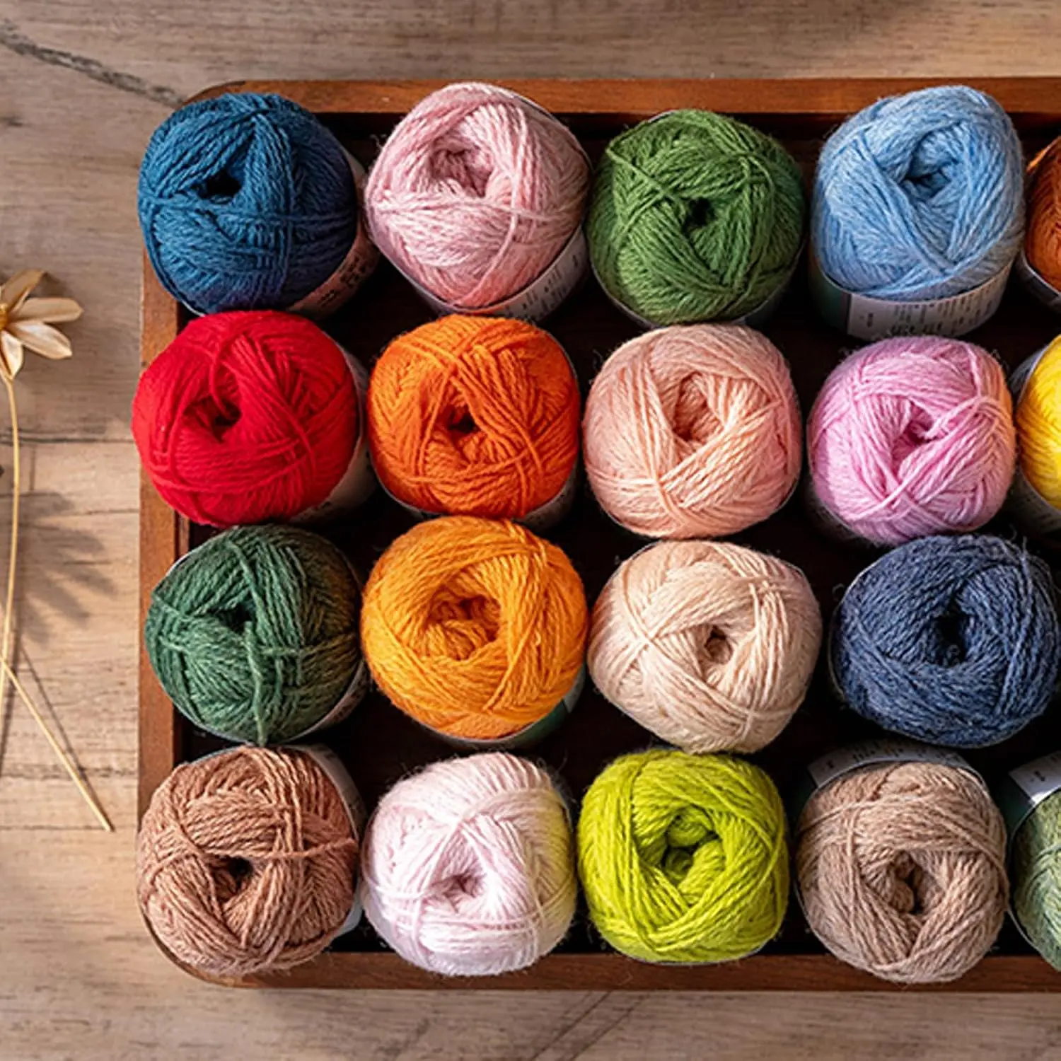 Susan’s Family Assorted Color Yarn, 4 Packs x 25g/137yds Shetland Wool Blend (77% Wool-23% Nylon, 18WPI) - Soft, Durable for Amigurumi Crochet, Crochet Animals, Cozy Knit Cold-Weather Projects (05#Aspen Gold,08#Blazing Orange,10#Orange Rust,11#Cameo Rose) Susan’s Family Assorted Color Yarn, 4 Packs x 25g/137yds Shetland Wool Blend (77% Wool-23% Nylon, 18WPI) - Soft, Durable for Amigurumi Crochet, Crochet Animals, Cozy Knit Cold-Weather Projects (05#Aspen Gold,08#Blazing Orange,10#Orange Rust,11#Cameo Rose)