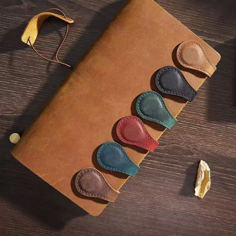 【Back to School Must-Have】Handmade leather magnetic book binder, a back-to-school gift for friends, book lovers, and students. Portable reading book binder, suitable for diaries, novels, office work, and study.