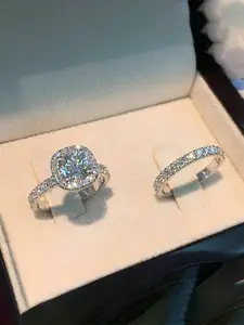 2 PC/Set Elegant Cubic Zirconia Ring For Women For Valentine's Day Gift Wedding Anniversary Party Jewelry Chunky Band Rings Elegant Glittering Ring