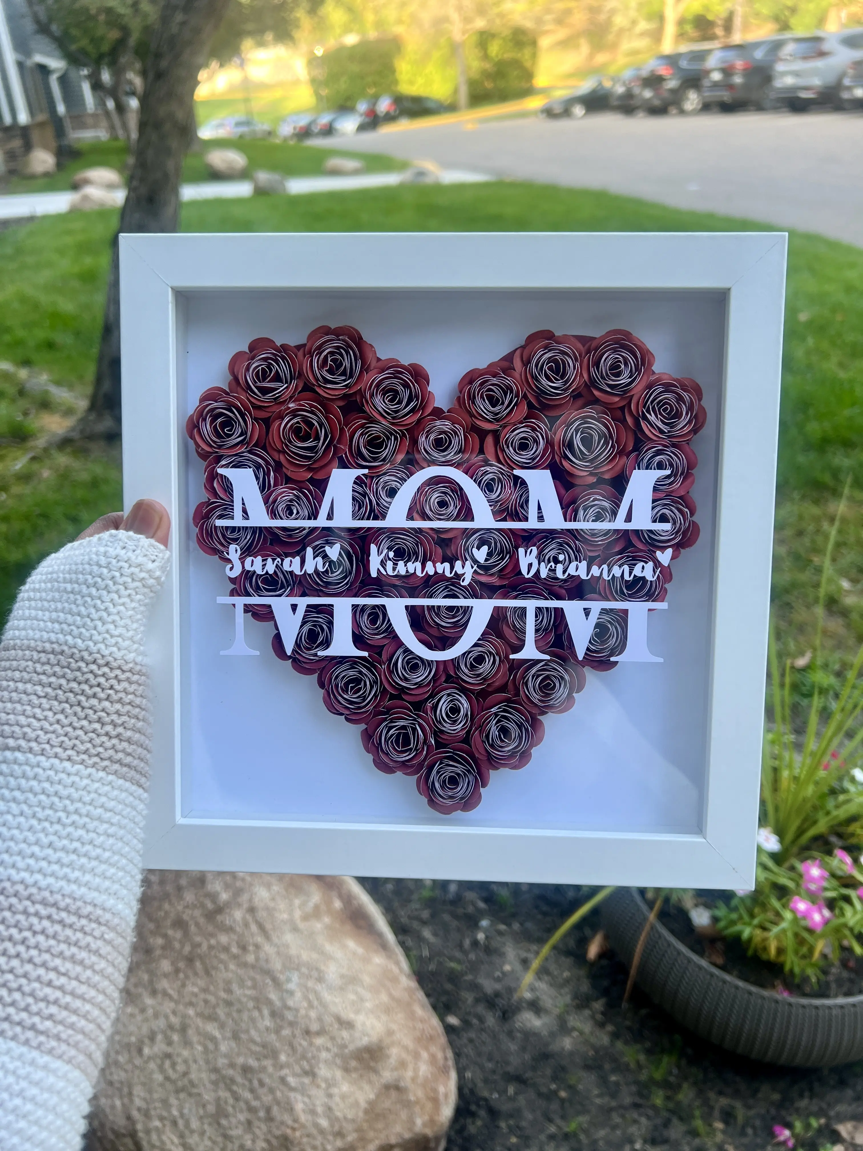 Mom Heart Shaped Monogram Flower Shadow Box| Solid Heart Flower Box | Paper Rose Shadow Box | Customized Gift | Gifts for Mom | Flower Shadow Box
