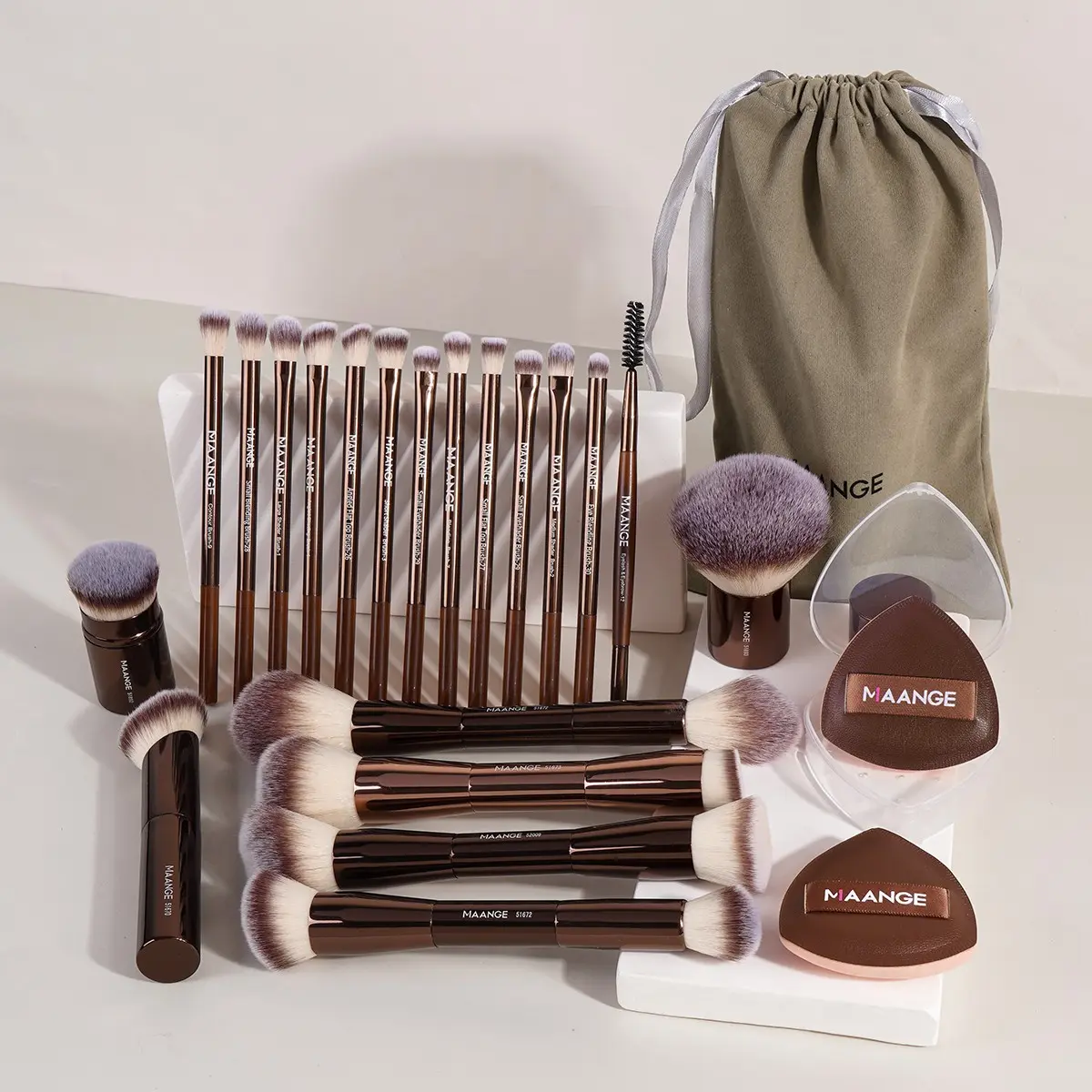 Maange 23-Piece Makeup Tool Set, Includes 20 Brushes, 2 Puffies, Storage Bag, Foundation Brush, Blush Brush, Loose Powder Brush, Eyeshadow Brush, Mascara Brush, Highlighter Brush