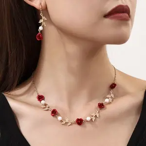 LisiZen European Retro French Rose Flower Earrings & Necklace Set for Women, Elegant Fashion Personality Red Rose Jewelry Set DZXL3905