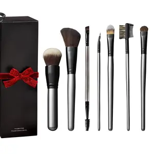 Holiday 2024 Bella Brush set
