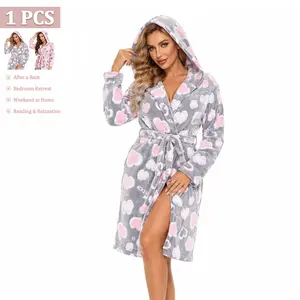 Women's Heart Print Hooded Wearable Blanket Robe, Ultra-Soft Fleece Long Sleeve Bathrobe with Belt, Cozy Plush Loungewear for Relaxation