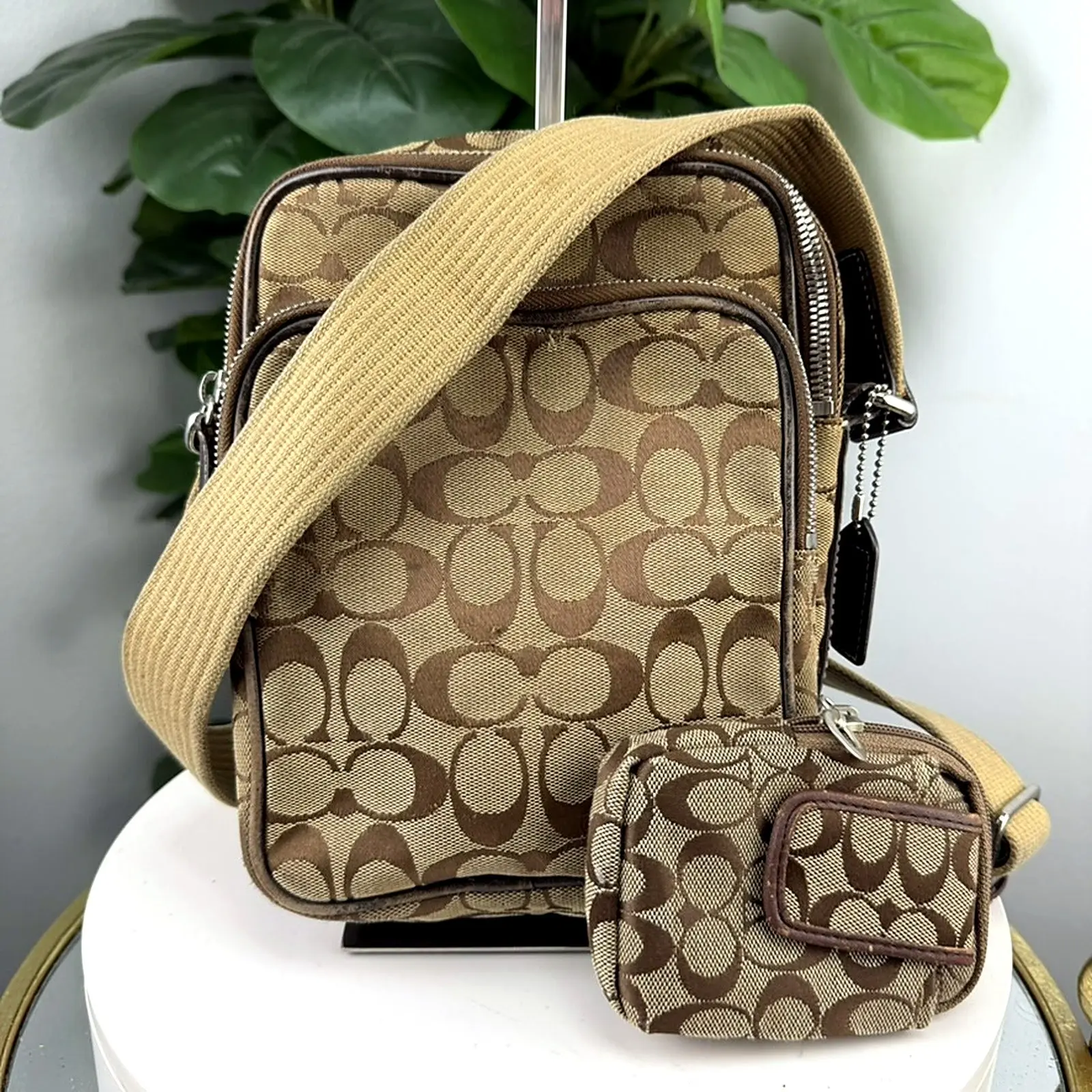 Pre-owned Jacquard canvas, leather trim, silver-tone hardware Crossbody bags Authentic Coach Signature Jacquard Crossbody Bag with Matching Coin Pouch 2 Piece Set