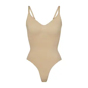 SEAMLESS SCULPT THONG BODYSUIT | CLAY
