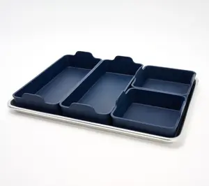 Technique 17"x12" Aluminum Sheet Pan w/4 Silicone Insert