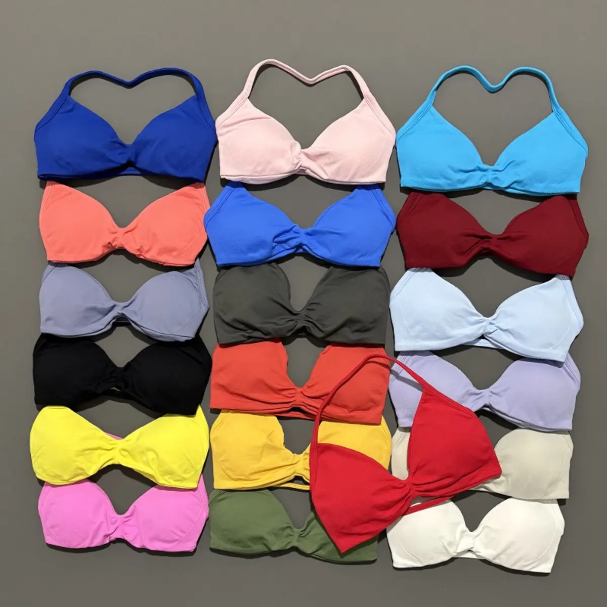 (WIth Logo) DFYFE Sports Bra Strappy Backless Yoga Gym Bra Scrunch Push-up Removable Cups Women Workout Clothing Gym Top Halter Sport Bras