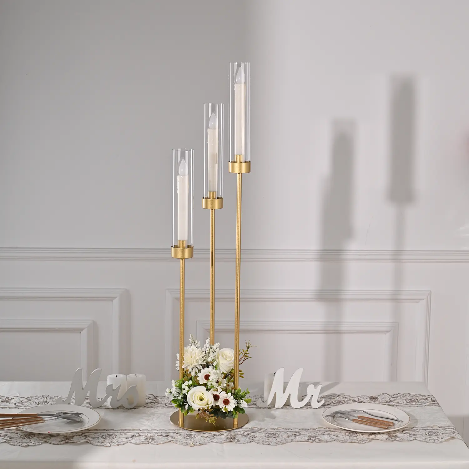 VINCIGANT Gold Taper Candle Holders,3 Arm Candelabra Holders for Table Centerpiece Wedding Party Birthday Christmas Home Decorations