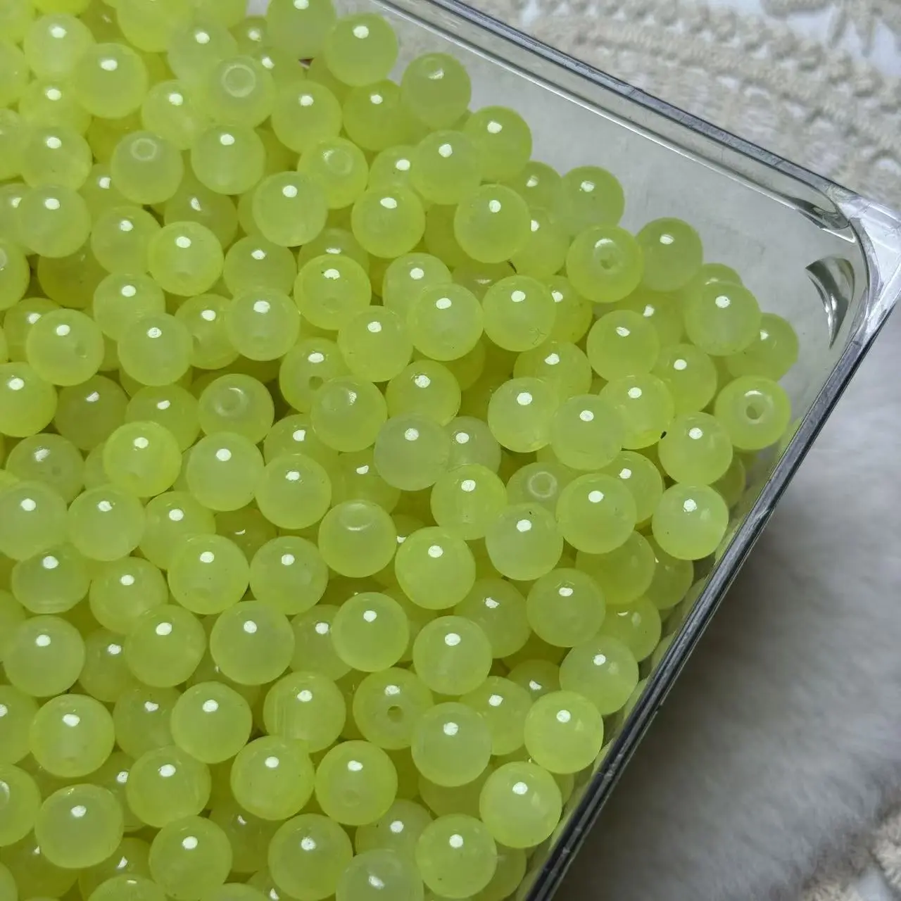 【A40】8mm Fluorescent Yellow Glass Bead 50ML