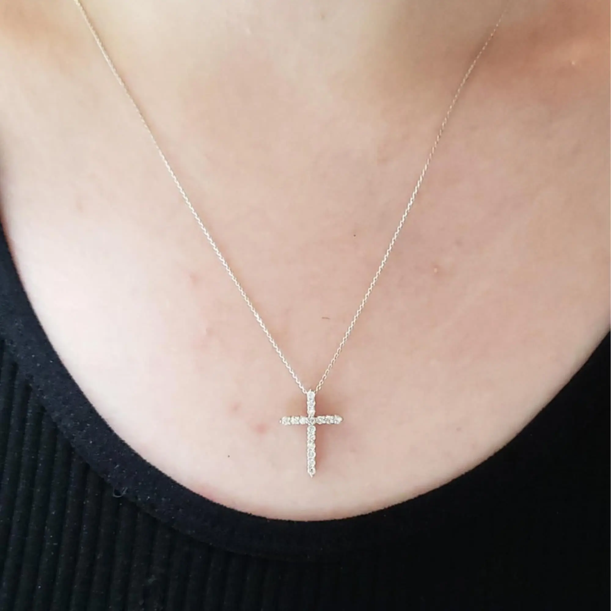 14Kt Gold 0.25 Ct Genuine Natural Diamond Cross Pendant Necklace