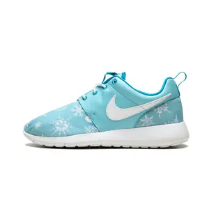 Roshe Run GS 677784 401