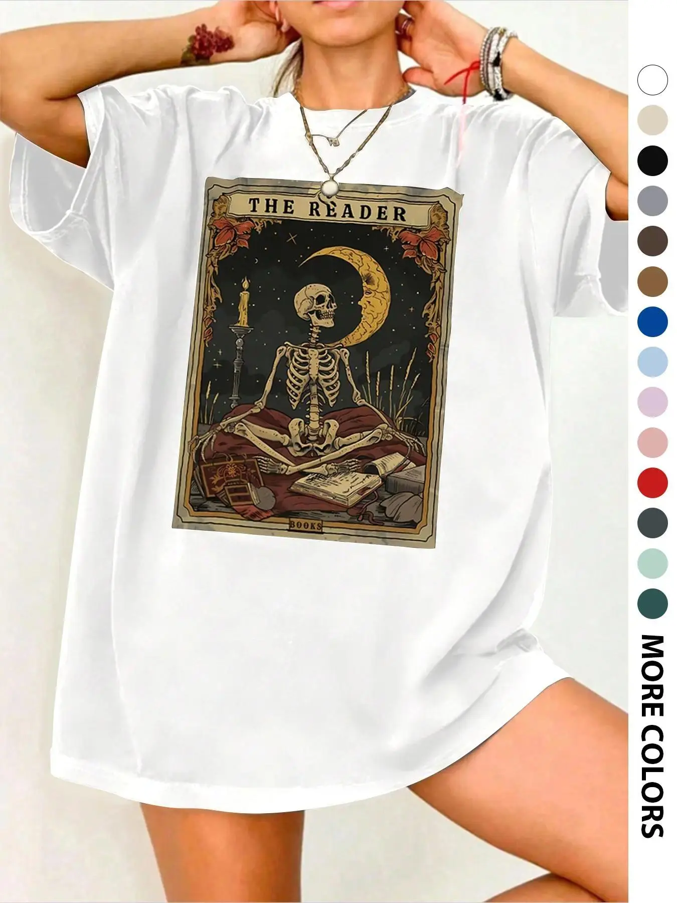 Tarot Card Skeleton Book Lover Graphic T-Shirt, Vintage Bookworm Reading Print Oversized Crew Neck Tee, Unisex Short Sleeve Streetwear Cotton Top, Trendy Dark Academia Aesthetic Shirt for Book Lovers, Tarot Enthusiasts and Casual Outfit Fans