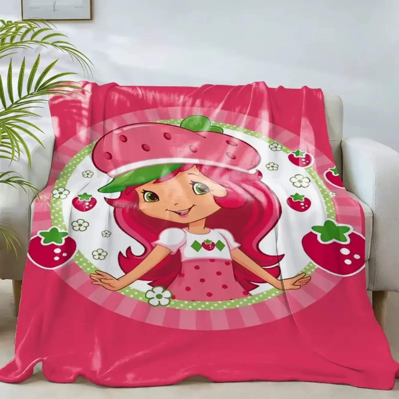 Strawberry Shortcake Character Bed Blanket, Cute Cartoon Strawberry Print Plush Throw Blanket, Soft Cozy for Bedroom Decor, Bed Accessories, Couch Sofa, Living Room, Dorm Room, Kids Teens Girls, Home Essentials, Birthday Gift Holiday Gift for Cartoon Fans