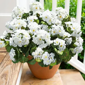 6 Bundles Outdoor Artificial Geraniums Flowers, Silk Geranium Flowers Plants, UV Resistant Artificial Fake Plants for Home & Garden, for Weddings, Engagements, and Holidays, Kitchen Garden Table Centerpieces Indoor Decor, Vase, Spring & Summer Decor fathe