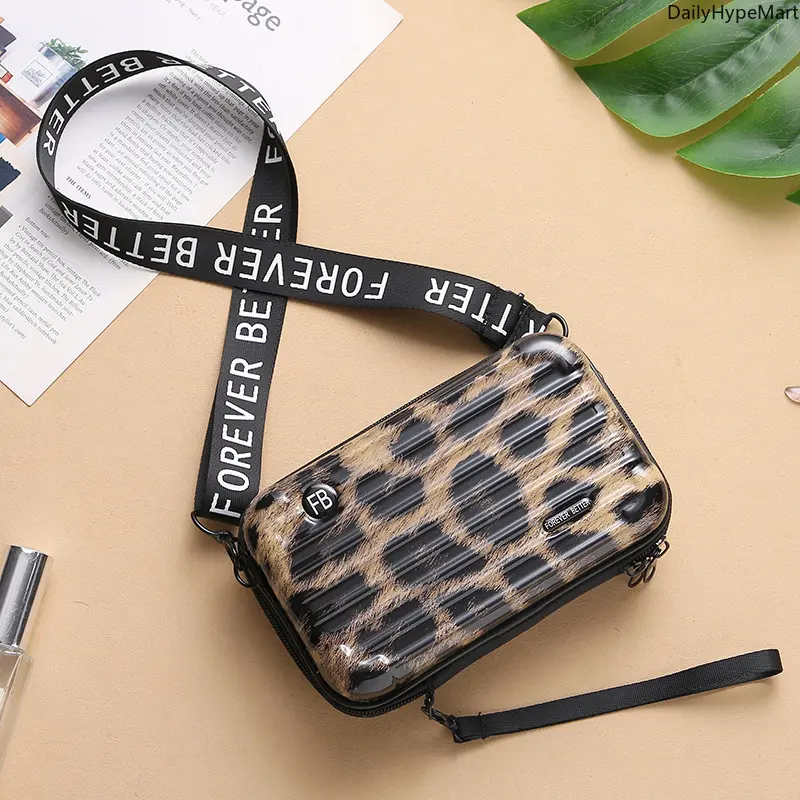 Cute Fashionable Crossbody Clutch Purse for Women, Funky Hard-Shell PVC Mini Suitcase Bag for Daily Travel, Fashionable Crossbody Bag