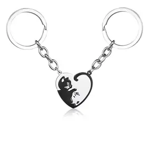 Heart-shaped Couple Cat Keychain - Creative Keyring Set for Men & Women, A Pair of Valentine‘s Day Gift & Love Keepsake