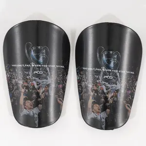 Mini Football Shin Guard, 1 Pair Champions League Winning Pattern Football Shin Guard, Thickened Football Leg Protector, Sports Protective Gear for Adults