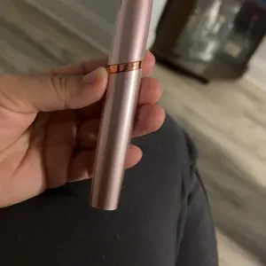 Facial & Eyebrow  Rechargeable Hair Remover for Women ,For Face Eyebrows Lips Trimmer with Light,Painless Electric Hair Removal Comfort rose gold Eyebrow Trimmer