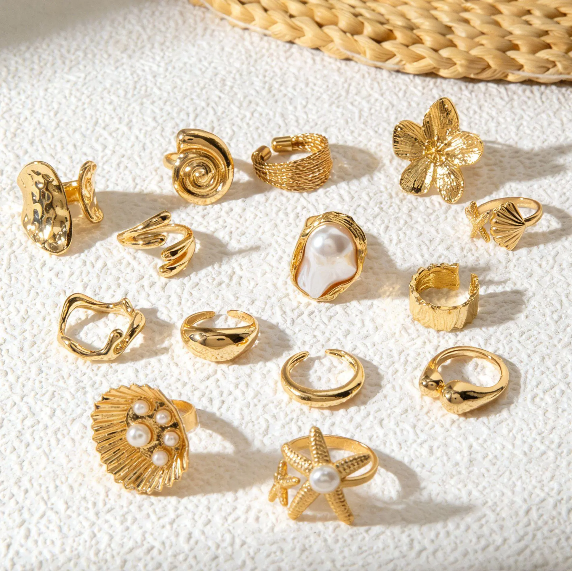 14 PCS Chunky Gold Rings for Women Non Tarnish Statement Flower Ring, 14K Gold Plated Stackable Open Stacking Rings, Big Knuckle Trendy Ring Set Jewelry Gift