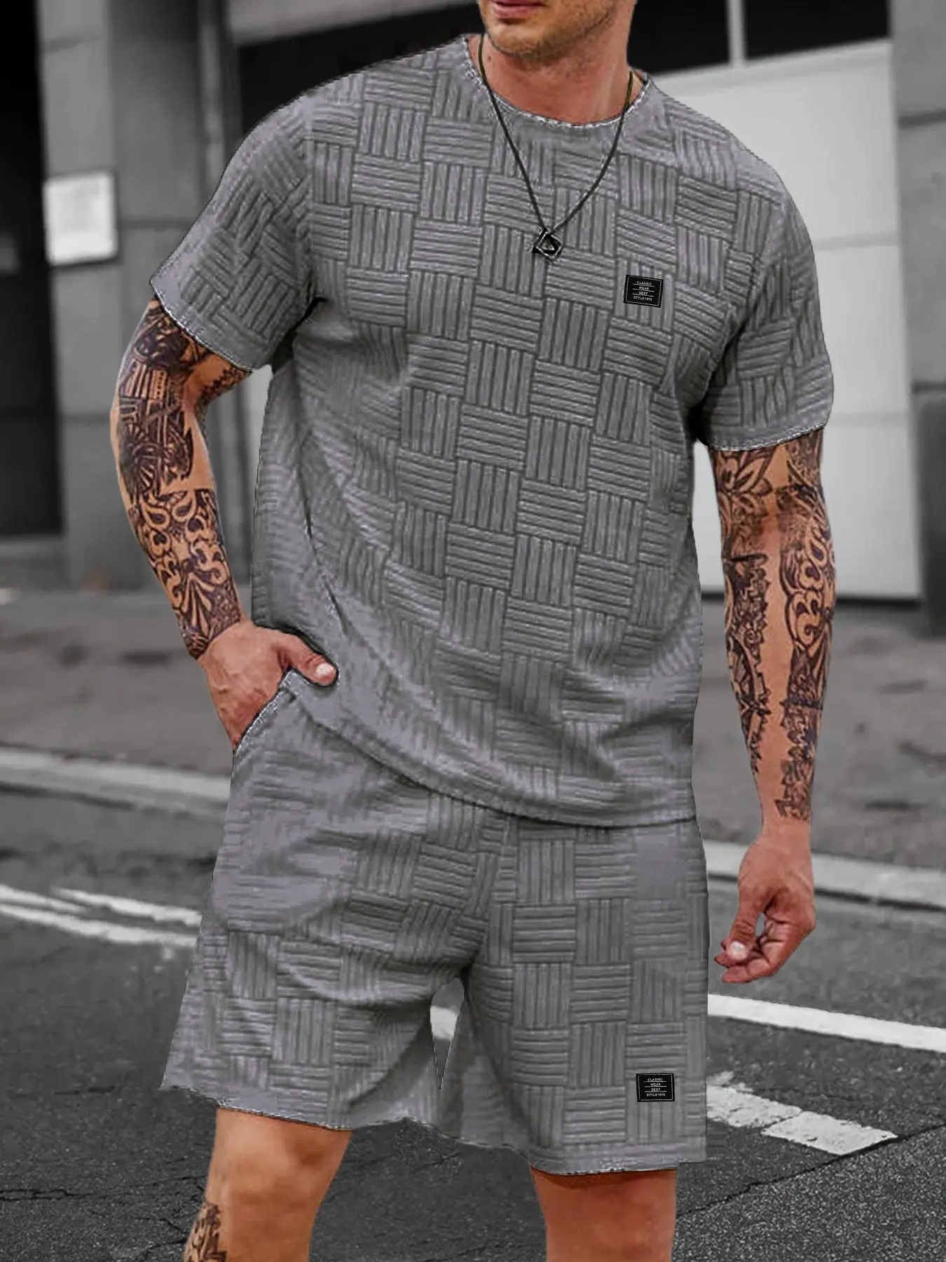 Men's Letter-Patch Short-Sleeve T-Shirt and Shorts Loungewear Set, Regular-Fit Casual Comfy Round-Neck Sleepwear for All Seasons Menswear
