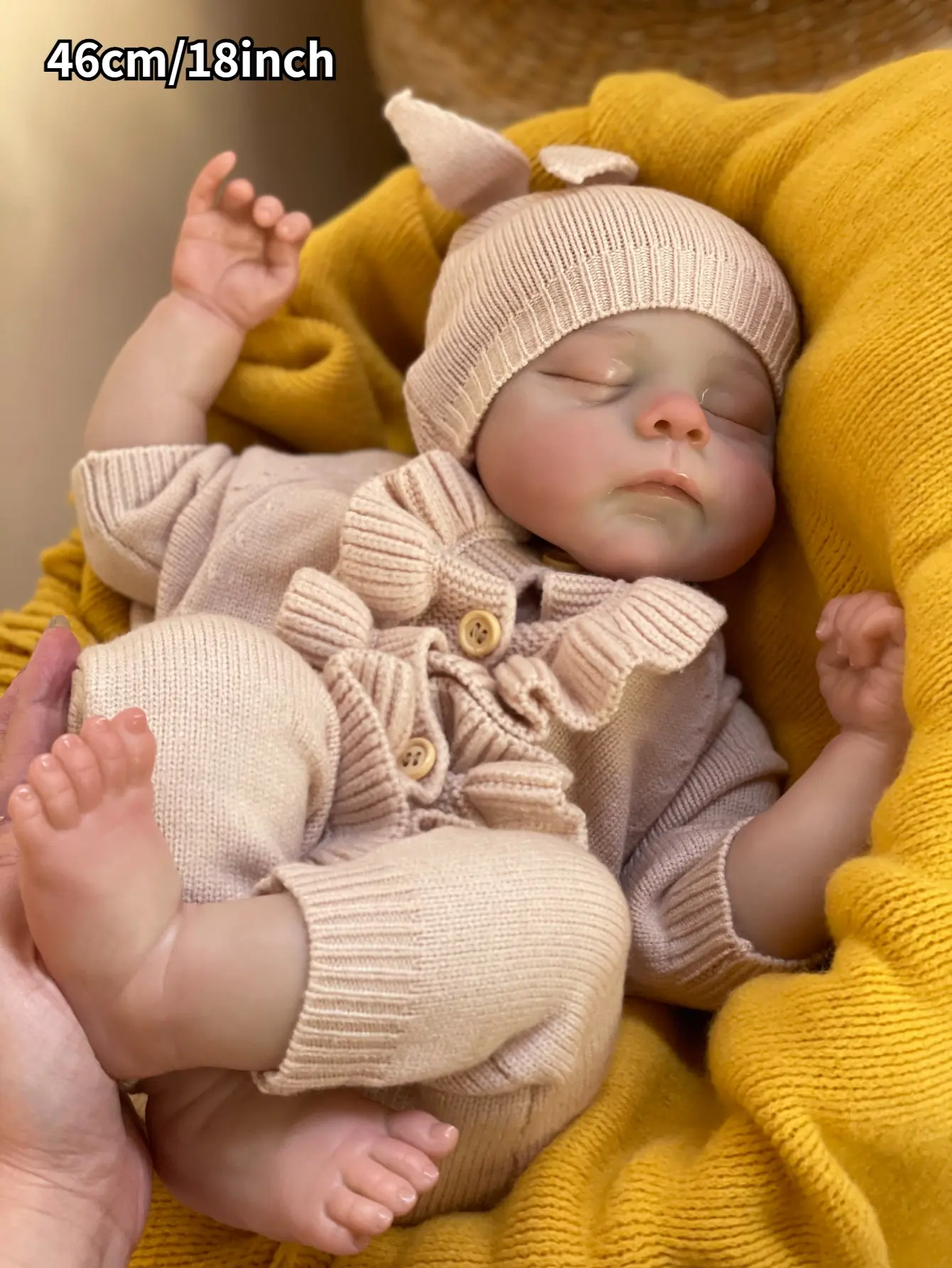 18 inches 45 cm, vinyl doll girl, cute face, golden curly hair reborn baby, realistic reborn doll artist, fake baby, hand drawn, real birth newborn doll, collection, holiday, birthday, halloween, is the perfect Christmas gift for children over 3 years old