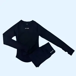 DFYNE New Seamless Long Sleeve T-Shirt & Shorts 2-Piece Set for Women – High Stretch, Breathable, Slim Fit Yoga Workout Activewear