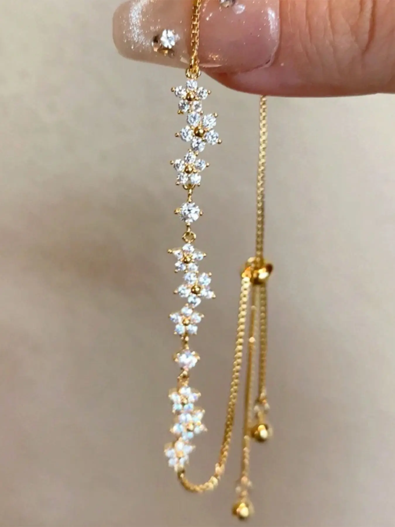 Elegant Adjustable Zircon Flower Bracelet for Women, Casual Style Accessory, Perfect for Daily Wear, Holiday Gifts, Elegant Jewelry Bracelet