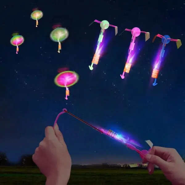 50-Pack Unisex LED Flying Helicopter Toys for Kids, Plastic Manual Slingshot Launcher Set, Glow-in-the-Dark Outdoor Party Favors, Birthday Gifts for Ages 4-12