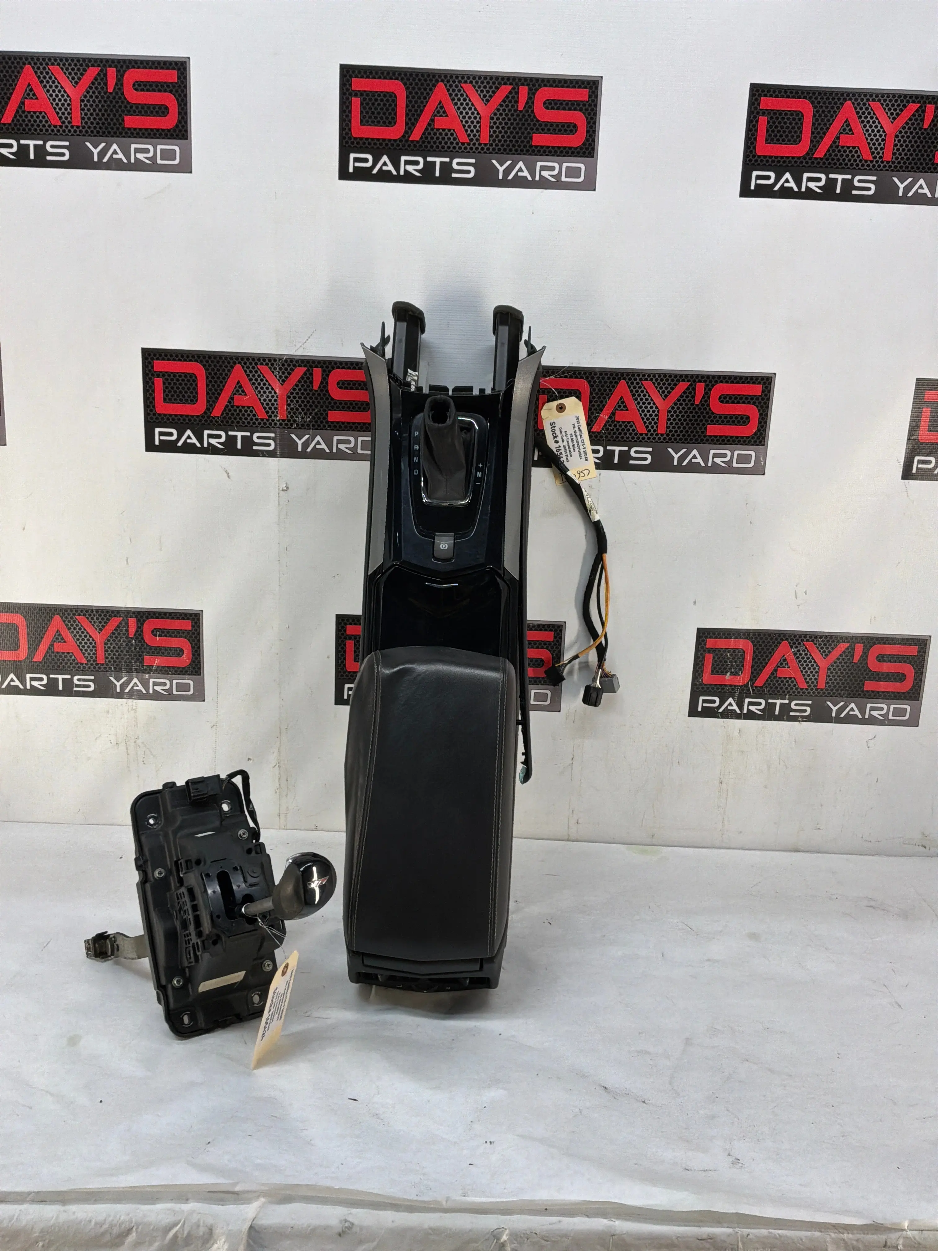 2013 Cadillac CTS-V Sedan Ebony Center Console w/ Shifter Gear Selector OEM